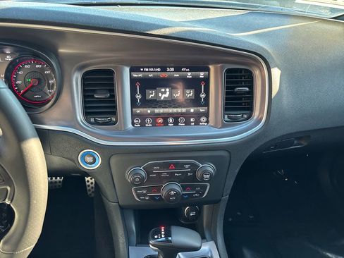 Used 2019 Dodge Charger GT w/ Blacktop Package image 17