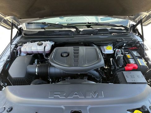 Used 2026 RAM 1500 Limited AWD/4WD image 37