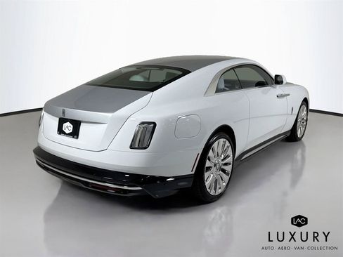 Used 2024 Rolls-Royce Spectre w/ Spectre Launch Package AWD/4WD image 6