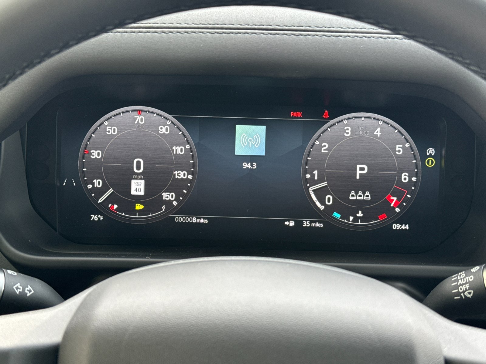 New 2026 Land Rover Defender 110 X-Dynamic SE AWD/4WD image 25