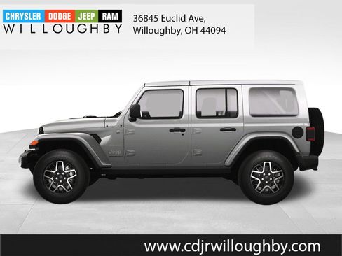 New 2024 Jeep Wrangler Unlimited Sahara w/ Technology Group AWD/4WD image 3