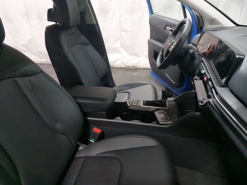 New 2026 Kia Sportage EX image 10