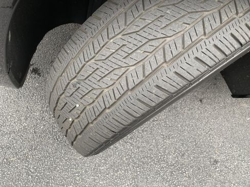 Used 2024 Chevrolet Traverse RS image 12