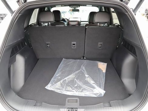 Used 2025 Ford Escape ST-Line Elite w/ Premium Technology Package image 9