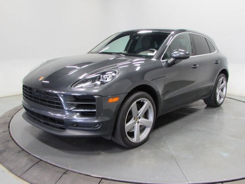 Used 2021 Porsche Macan S AWD/4WD image 3