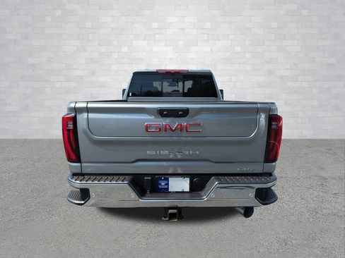 Used 2025 GMC Sierra 2500 SLT w/ SLT Premium Package image 6