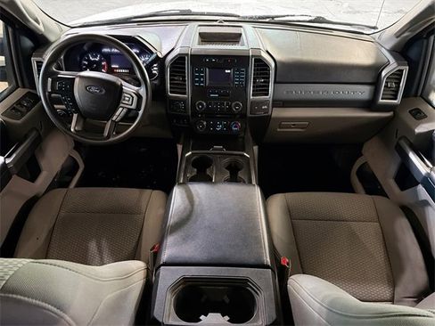 Used 2017 Ford F250 XLT w/ XLT Value Package image 10