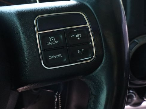 Used 2018 Jeep Wrangler Unlimited Sport S AWD/4WD image 33