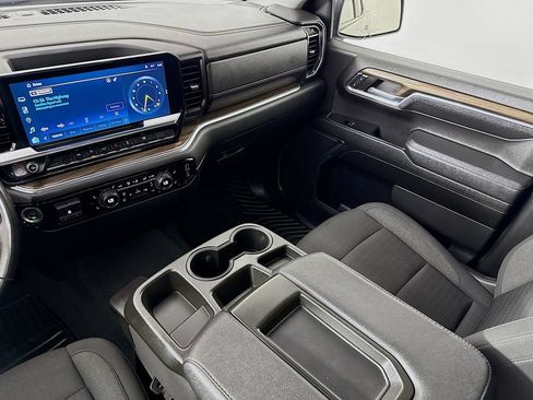 Used 2023 Chevrolet Silverado 1500 LT AWD/4WD image 26