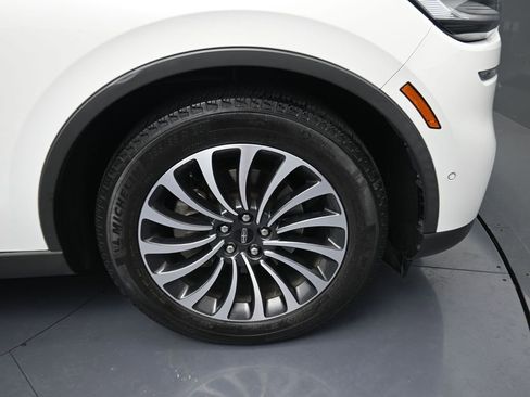 Used 2023 Lincoln Aviator Reserve w/ Equipment Group 201A image 5