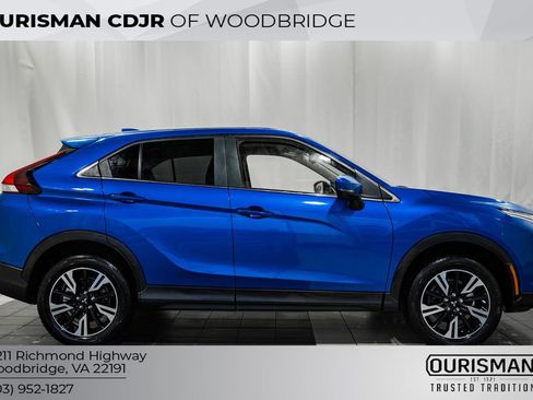 Used 2025 Mitsubishi Eclipse Cross SE image 3