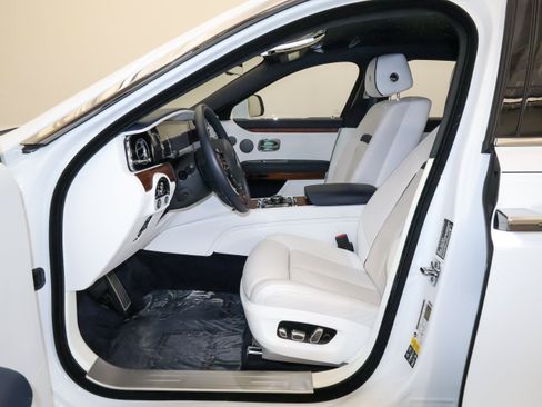 Used 2022 Rolls-Royce Ghost AWD/4WD image 15