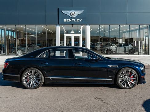 Used 2025 Bentley Flying Spur Speed image 19