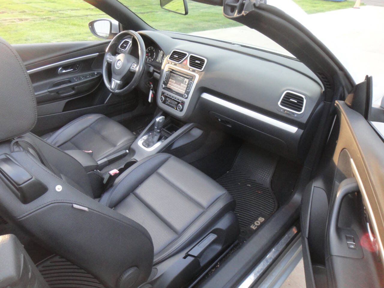 Used 2012 Volkswagen Eos Komfort FWD image 5