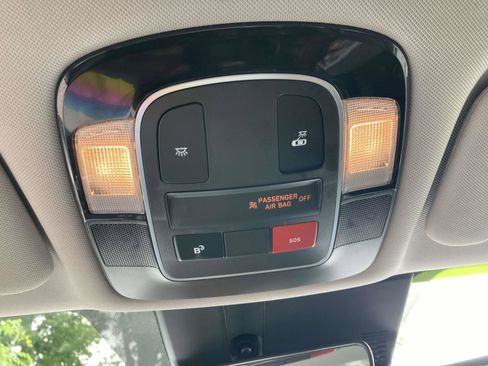 Used 2025 Hyundai Sonata SEL FWD image 27