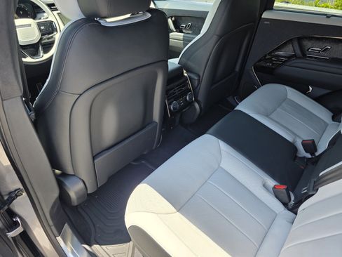 Used 2025 Land Rover Range Rover Sport Autobiography AWD/4WD image 16