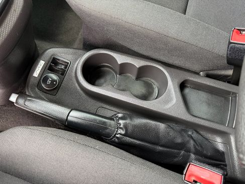 Used 2018 Ford Transit Connect XLT image 28