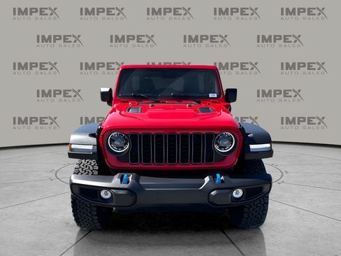 Used 2025 Jeep Wrangler Unlimited Rubicon 4xe w/ Convenience Group AWD/4WD image 8