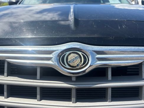 Used 2007 Chrysler 300 RWD image 9