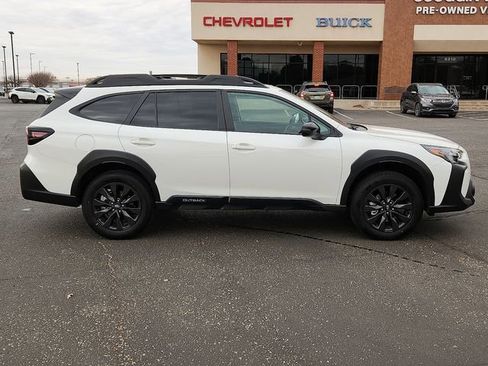 Certified 2025 Subaru Outback Onyx Edition image 5