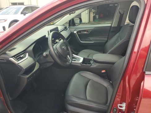 Used 2023 Toyota RAV4 XLE Premium AWD/4WD image 12