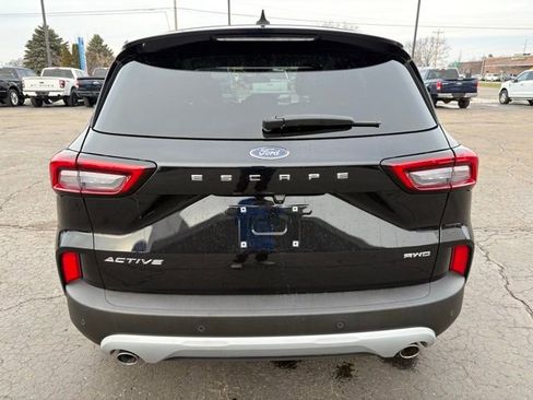 Used 2023 Ford Escape Active w/ Tech Pack #1 image 4