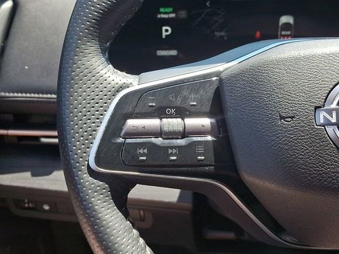 Used 2023 Nissan Ariya FWD image 23