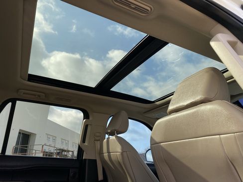 Used 2022 Ford Expedition Max Limited image 10