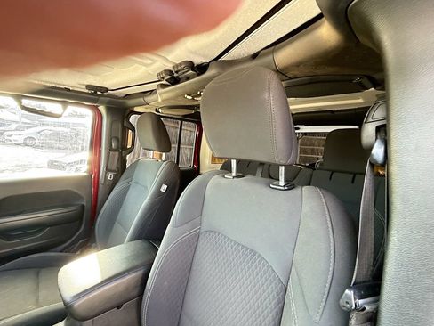 Used 2021 Jeep Wrangler Unlimited Sport AWD/4WD image 22