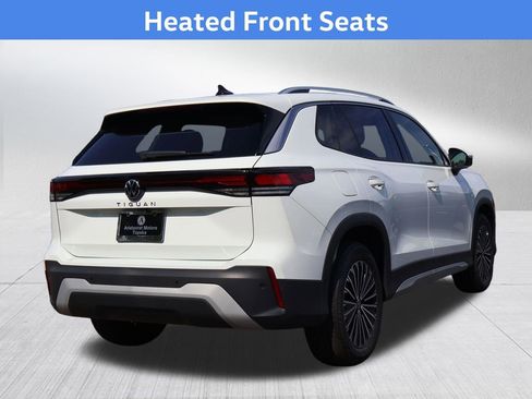 New 2025 Volkswagen Tiguan S image 8