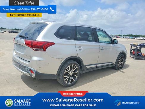Used 2018 Mitsubishi Outlander SE image 4