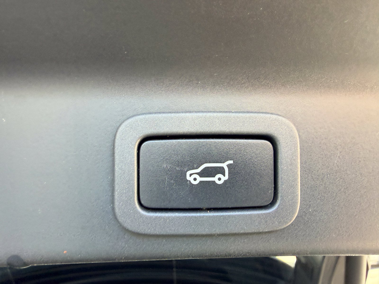 Used 2017 Jaguar F-PACE S AWD/4WD image 32