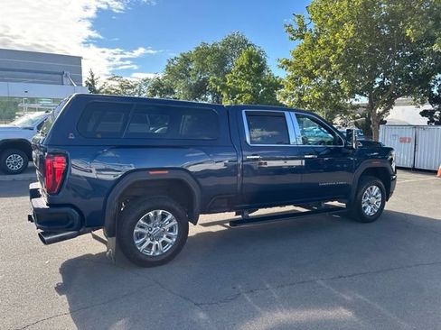 Used 2021 GMC Sierra 2500 Denali w/ Denali Ultimate Package AWD/4WD image 9