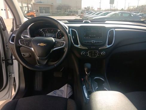 Used 2024 Chevrolet Equinox LT image 20