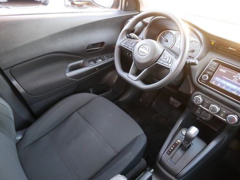 Certified 2024 Nissan Kicks S image 9