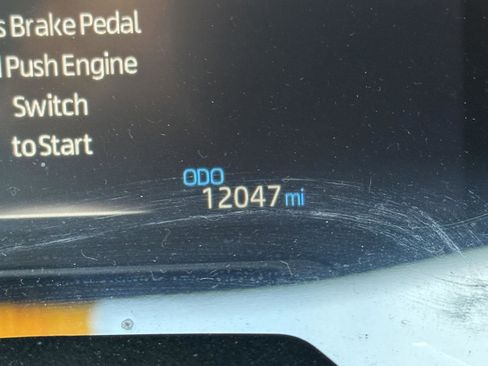 Used 2024 Toyota RAV4 XLE w/ Convenience Package image 14