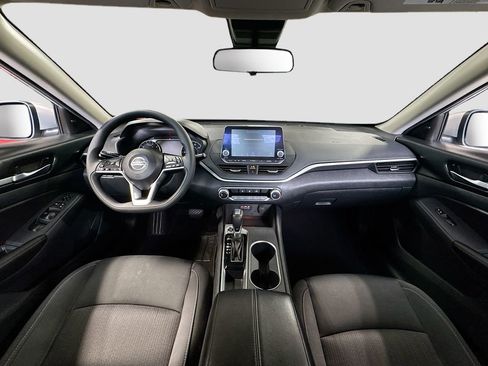 Used 2022 Nissan Altima 2.5 SV image 14