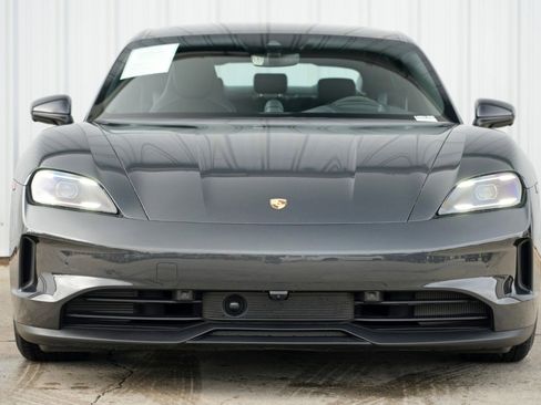 Used 2025 Porsche Taycan 4S w/ Premium Package image 7