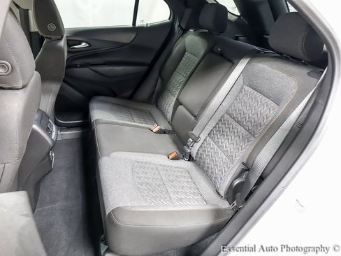 Used 2023 Chevrolet Equinox LT image 11