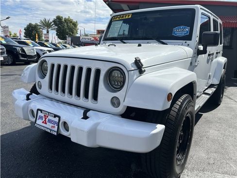 Used 2016 Jeep Wrangler Unlimited Sahara w/ Max Tow Package image 36