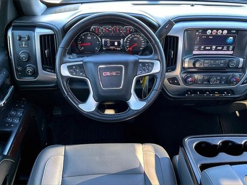 Used 2018 GMC Sierra 1500 SLT w/ SLT Premium Package image 5