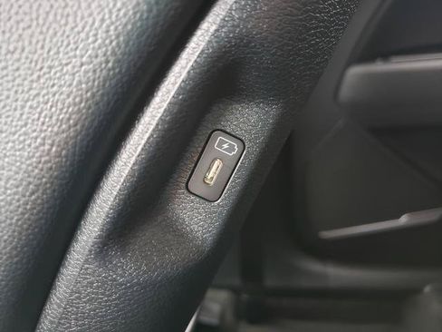 Certified 2024 Kia Sportage EX AWD/4WD image 15