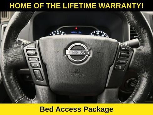 Used 2022 Nissan Frontier SV AWD/4WD image 19