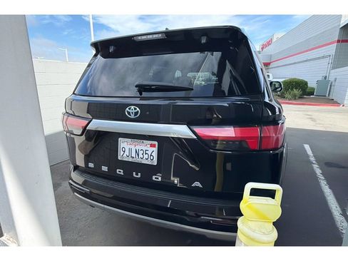 Used 2024 Toyota Sequoia Capstone AWD/4WD image 6