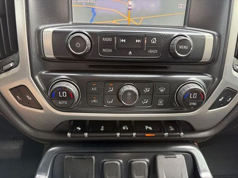 Used 2014 GMC Sierra 1500 SLT w/ SLT Preferred Package AWD/4WD image 20