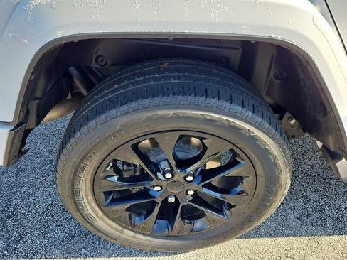 Used 2021 Jeep Wrangler Unlimited Sahara image 12