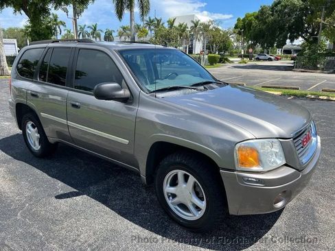 Used 2007 GMC Envoy SLE image 2