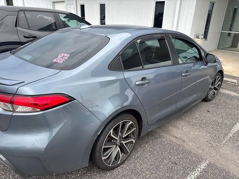 Used 2020 Toyota Corolla SE FWD image 4