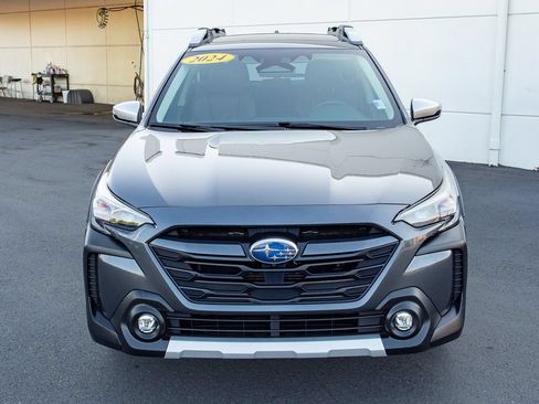 Used 2024 Subaru Outback Touring XT AWD/4WD image 4