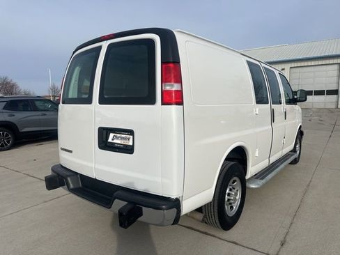 Used 2024 Chevrolet Express 2500 w/ Driver Convenience Package image 3